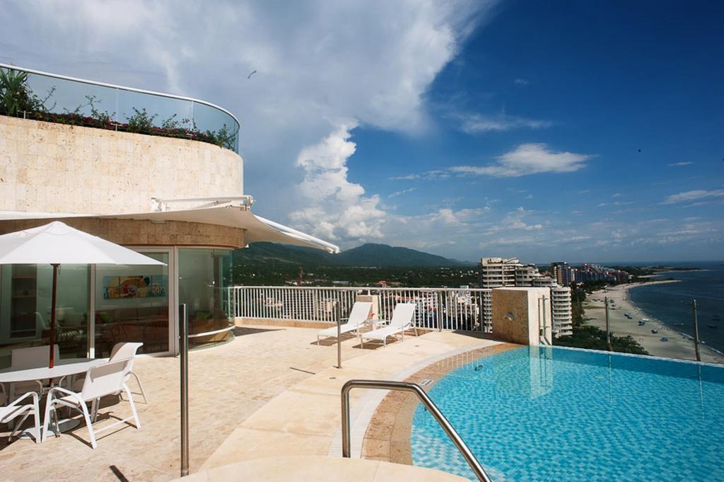 Hotel Irotama Lago Santa Marta  Esterno foto Rooftop pool at the Hotel