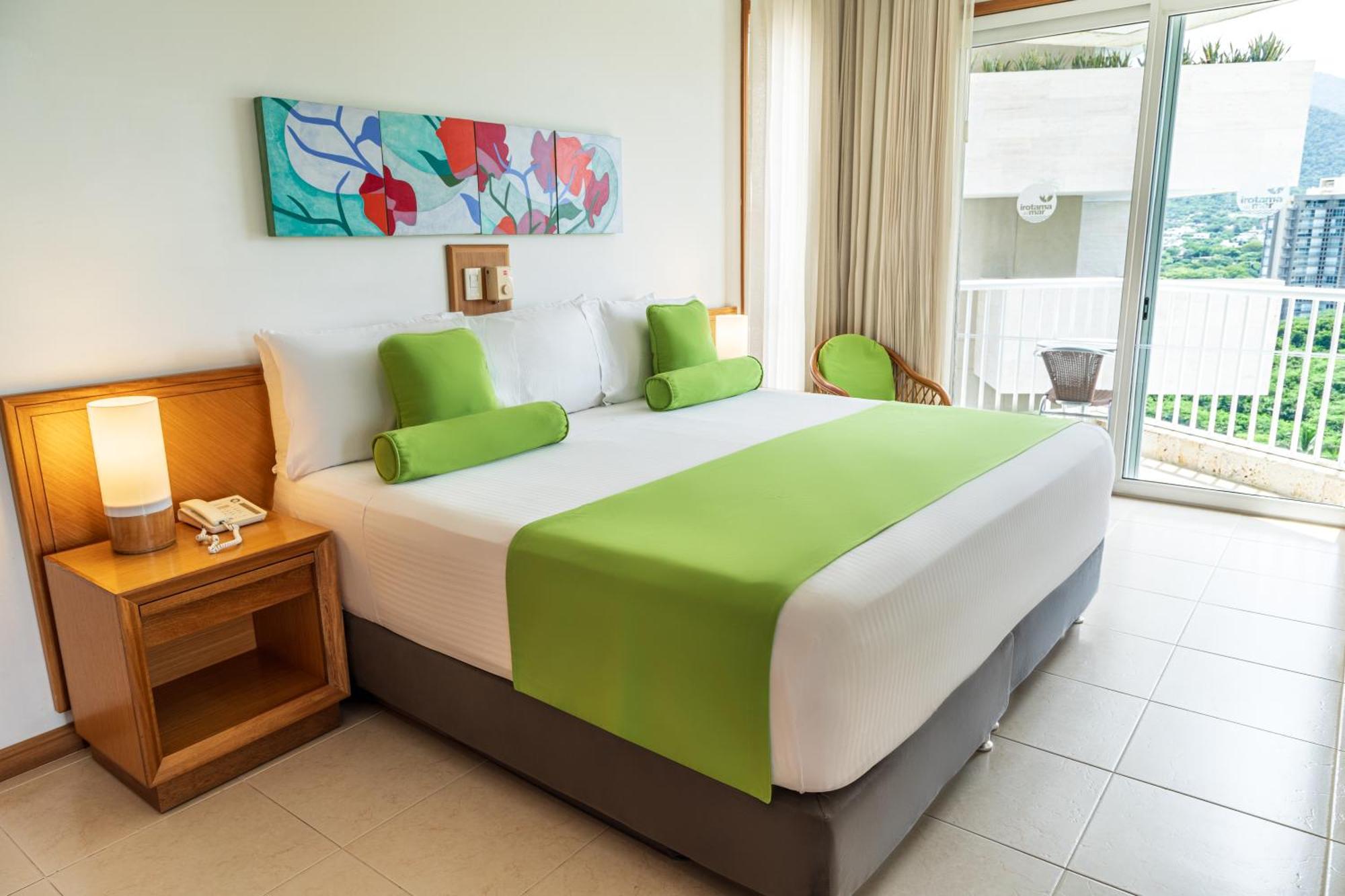 Hotel Irotama Lago Santa Marta  Esterno foto A room at the hotel
